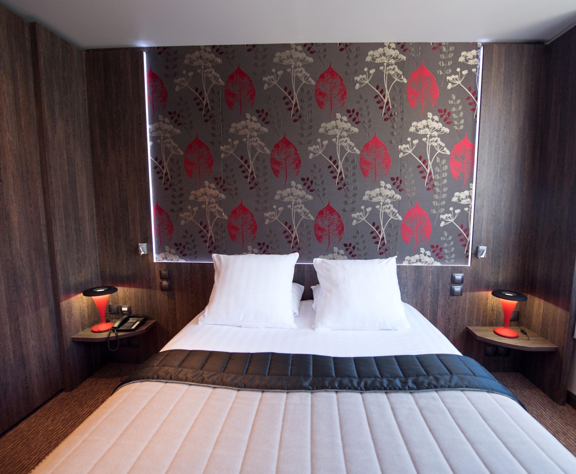 Western Le Patio Des Artistes Wellness Jacuzzi Hotel 4*